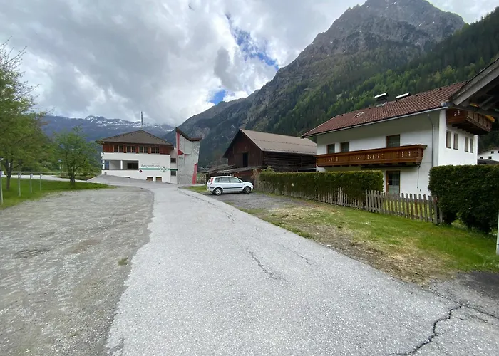 Haus Praxmarer דירה